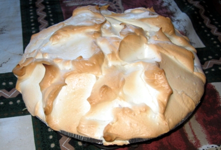 00aChocolatePie2a home made filling and meringue make all the difference